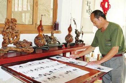 废纸堆里画出百鸡图2.png